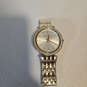 Michael Kors Darci MK3215 Women's Two Tone Analog Dial Quartz Wrist Watch READ